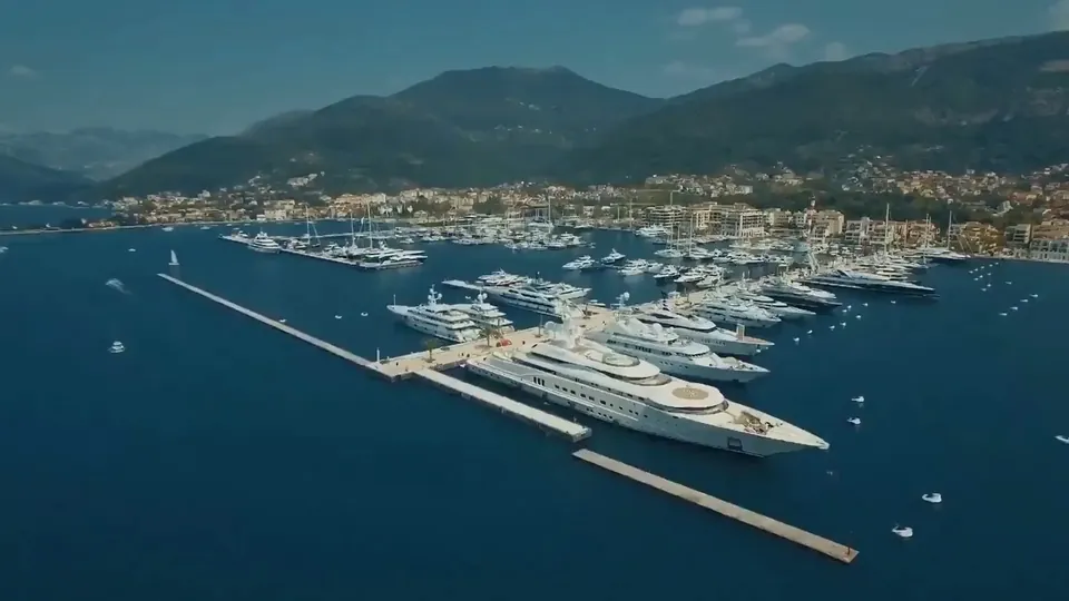 Montenegro Sotheby's Realty · photo 4